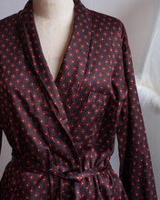 Load image into Gallery viewer, 1960's Red and Brown Patterned Satin Robe