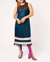 Load image into Gallery viewer, 1960s Navy and Pink Linen fringe dress