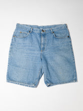 Load image into Gallery viewer, 1990's 38W Lee Denim Shorts