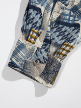 Load image into Gallery viewer, 1990's Todays News Silk Button Up