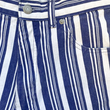 Load image into Gallery viewer, Navy and White Striped Denim Shorts w 26/27
