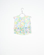 Load image into Gallery viewer, Cropped Pastel Print Ruffle Blouse