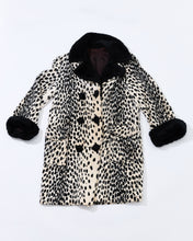 Load image into Gallery viewer, 1960's Faux Snow Leopard Fur Coat