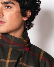 Load image into Gallery viewer, 1980's Leo Chevalier Plaid Wool Cape
