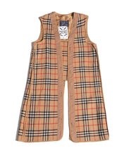Load image into Gallery viewer, Burberrys Sleeveless Coat Liner