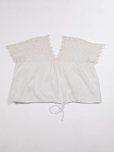 Load image into Gallery viewer, Antique White Crochet Lace Corset Cover