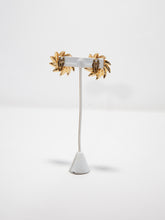 Load image into Gallery viewer, 1980&#39;s Floral Gold Tone Faux Pearl Clip Earrings