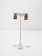 Load image into Gallery viewer, 1990&#39;s Linear Gold Tone Clip Earrings