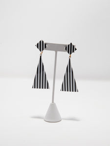 1960's Mod Resin Black and White Stripe Triangle Clip Earrings