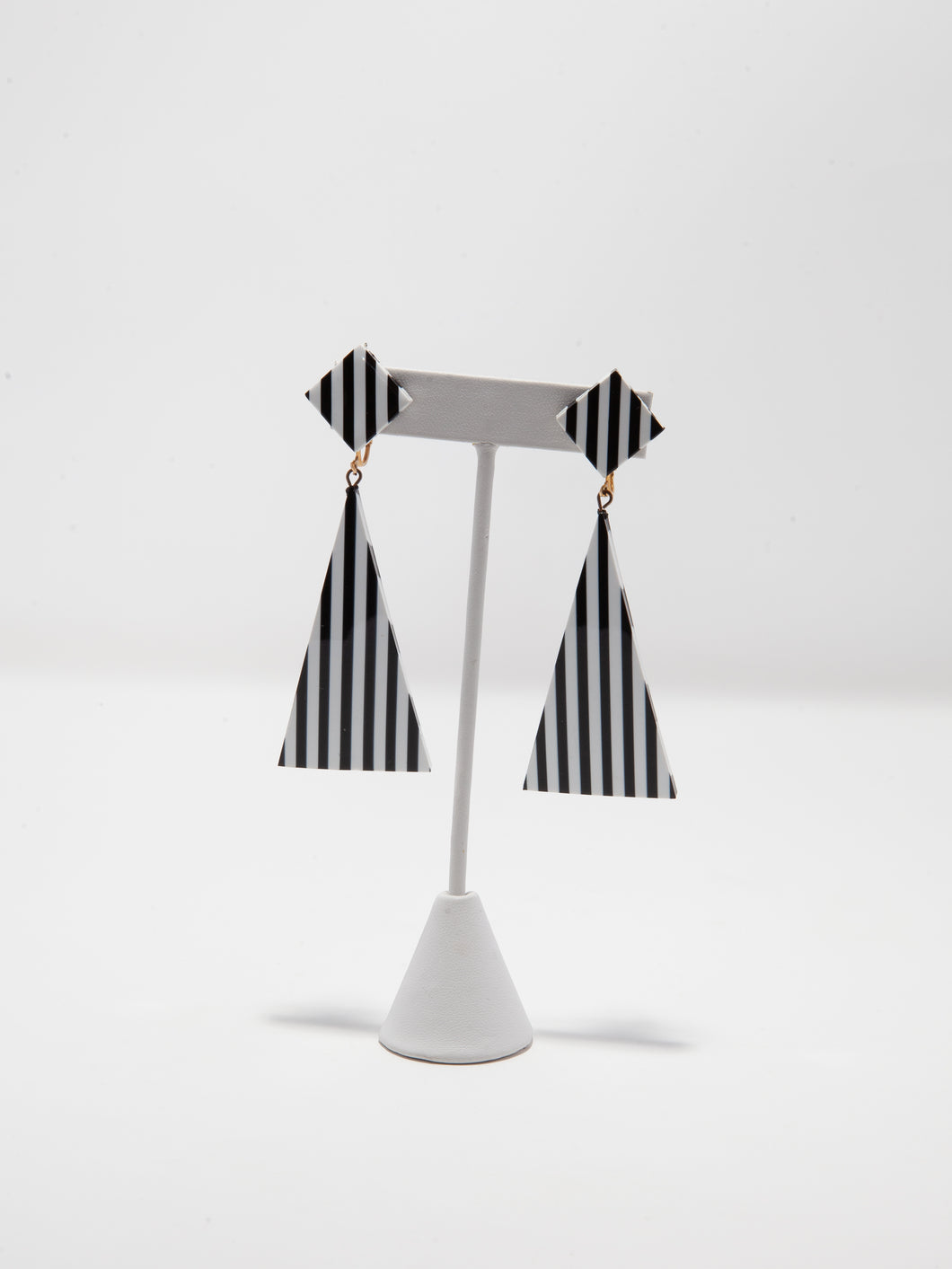 1960's Mod Resin Black and White Stripe Triangle Clip Earrings
