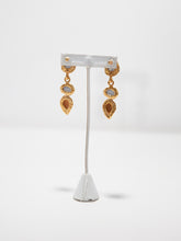 Load image into Gallery viewer, 1980&#39;s Norma Jean Aurora Glass Drop Earrings