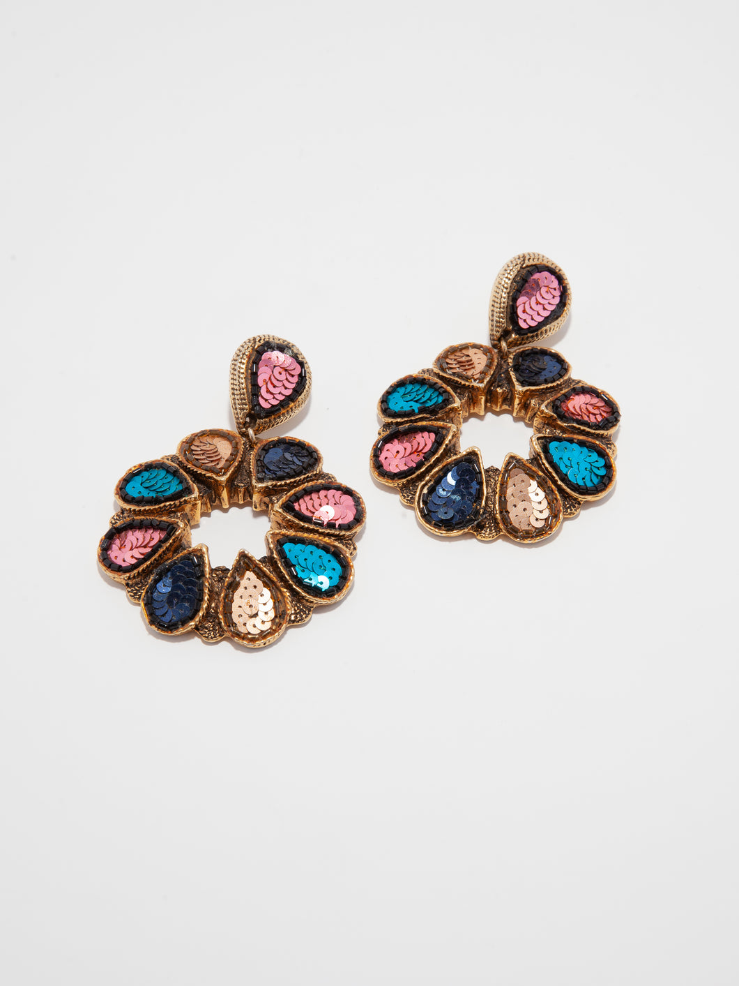 1980 Satellite Gold and Sequin Teardrop Circle Dangle Clip Earrings