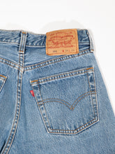 Load image into Gallery viewer, 1990&#39;s 27W 501 Levi&#39;s Cropped Jeans
