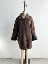 Load image into Gallery viewer, 1980&#39;s Dark Brown Shearling Coat