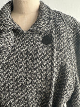 Load image into Gallery viewer, 1980&#39;s B&amp;W Tweed Boucle Belted Wool Trench Coat