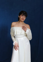 Load image into Gallery viewer, 1970's Gunne Sax Cream Lace Dress