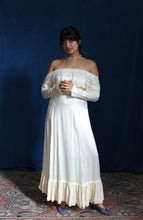 Load image into Gallery viewer, 1970's Gunne Sax Cream Lace Dress