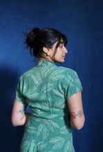Load image into Gallery viewer, 1940's Green Day Dress