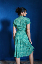 Load image into Gallery viewer, 1940's Green Day Dress