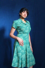 Load image into Gallery viewer, 1940's Green Day Dress