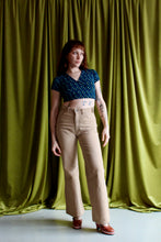 Load image into Gallery viewer, 2000's Way2 Cool Crop Top