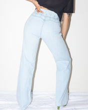 Load image into Gallery viewer, Light Wash Denim Flares