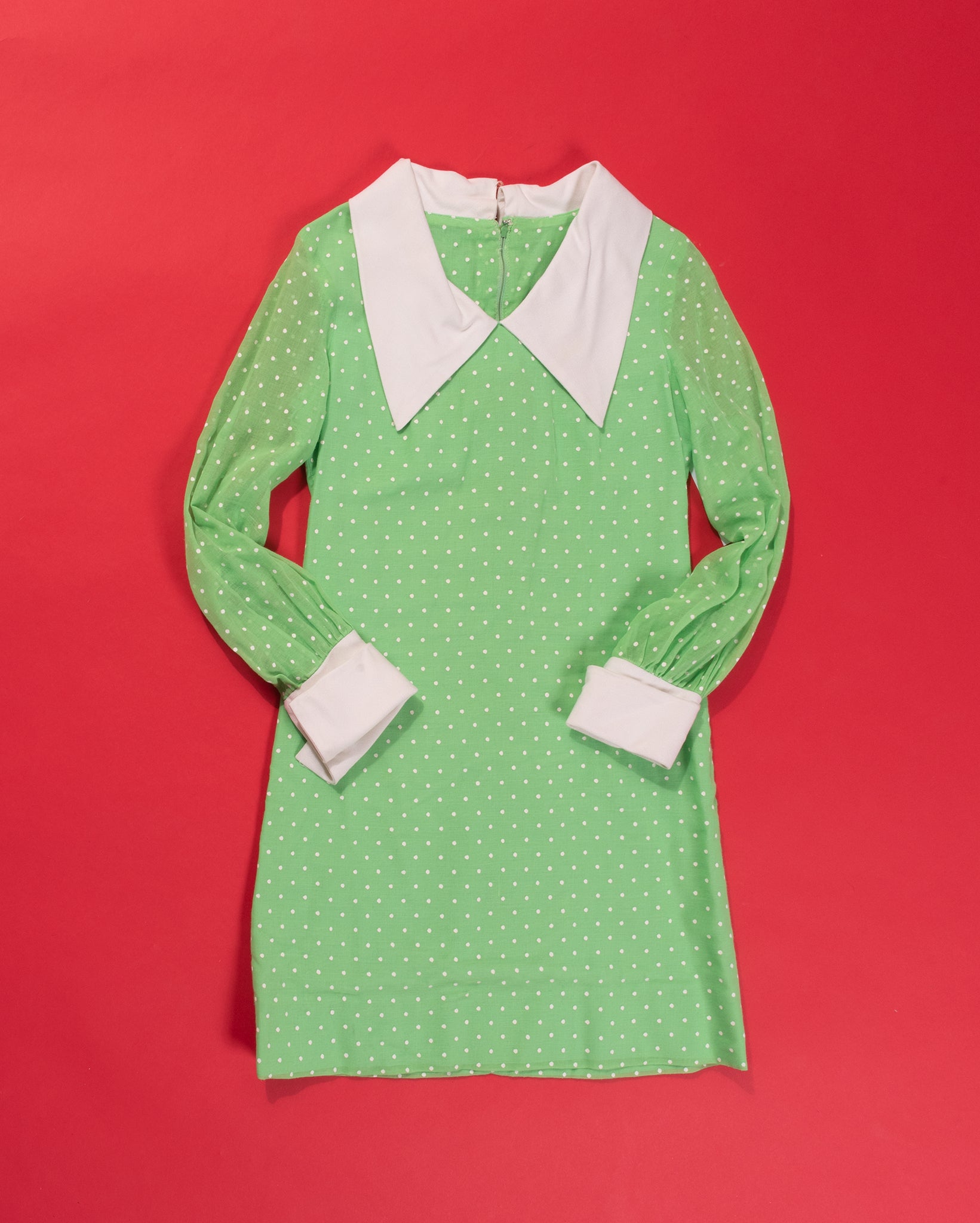 1960s Lime Green Swiss Dot A-line Mini with White Cuffs and Collar nouveaurichevintage 1960s Lime Green Swiss Dot A-line Mini with White Cuffs and Collar nouveaurichevintage