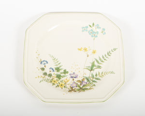 Cream Floral Patterned Plate