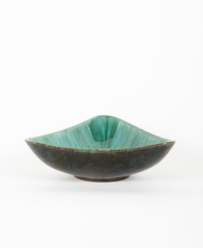 Blue Mountain Pottery Green Ceramic Triangular Bowl