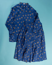 Load image into Gallery viewer, 2 Piece Skirt Set 80s Rodier France Blue Graphic Swirl  print Size Large