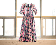 Load image into Gallery viewer, Laura Ashley Light Cotton Puff Sleeve Dress