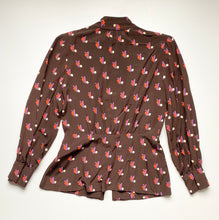 Load image into Gallery viewer, 1970s Brown Silk Printed Button up Blouse with Cinched Waist
